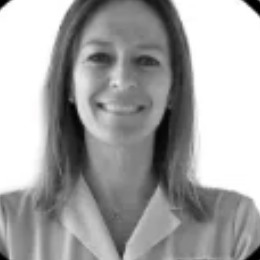 Dr. Alicia Martín